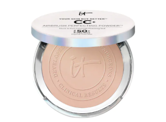 It Cosmetics Pó Compacto CC Cream Efeito Airbrush Your Skin But Better com SPF 50+