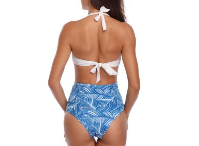 Maiô Branco e Azul com Recortes Estampa Folhagem