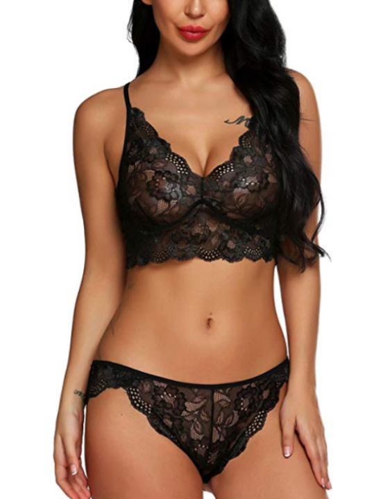 Conjunto Lingerie Calcinha e Sutiã de Renda Preto
